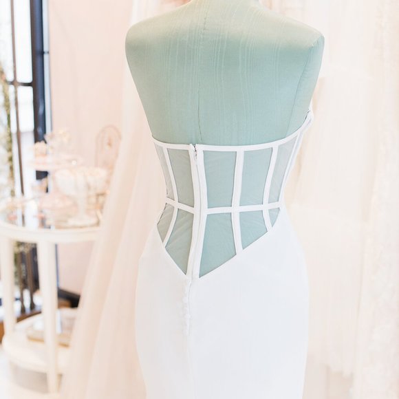 Pronovias Lux Wedding Gown Size 12 NEW Crepe - Picture 11 of 12